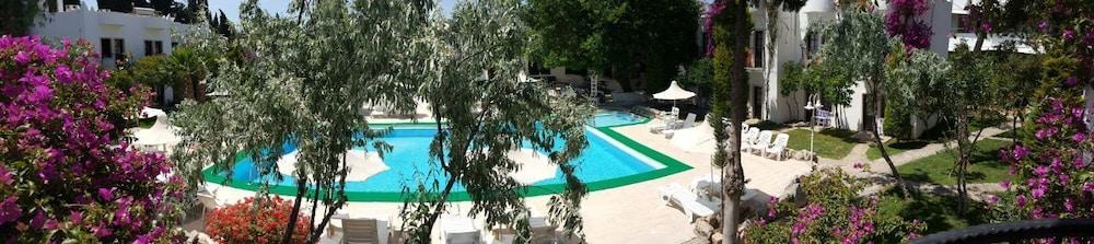Safir Hotel Bitez Zewnętrze zdjęcie
